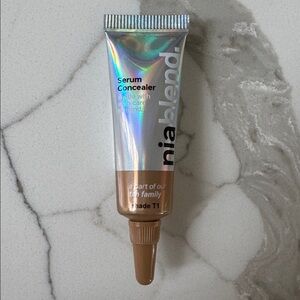🌸5/$25🌸 Toy Factory niablend serum concealer in shade t1